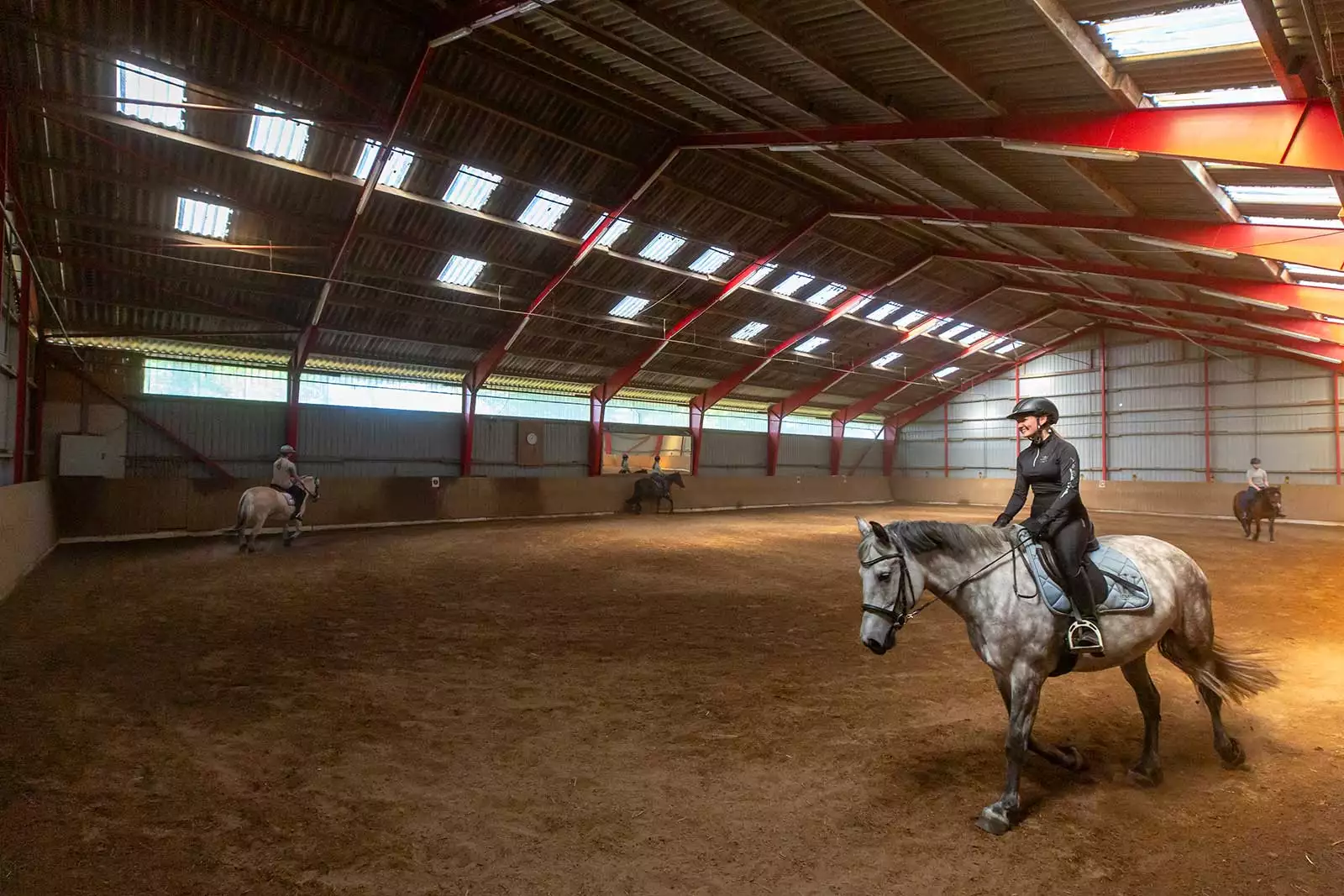Reiten lernen in der Reithalle